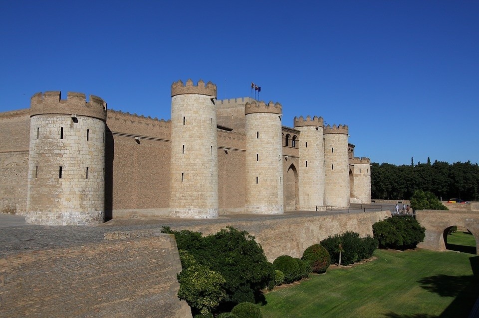 espana aragon zaragoza castillo.